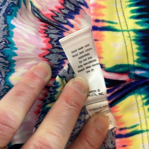 Athleta Shorebreak Athletc/Swim Racer Back Ikat Print Dress Built in Bra Sz S - Picture 10 of 10